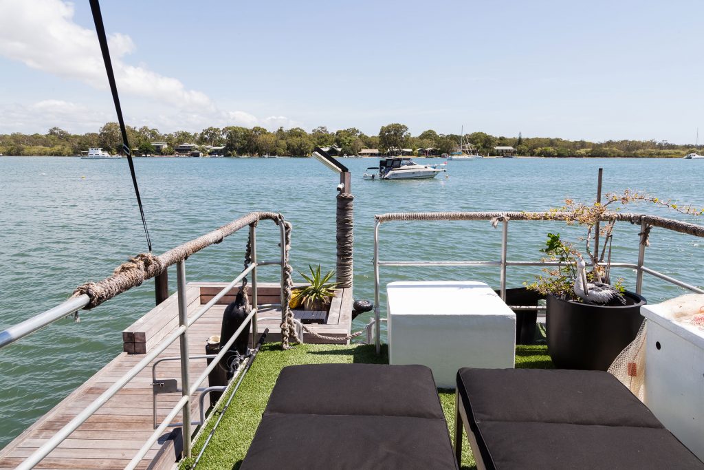 Sleeping in this houseboat on the Noosa River ticks all the weekend boxes