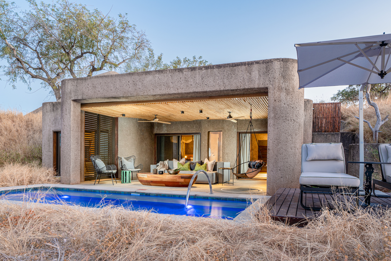 Sabi Sabi African safaris Earth Lodge