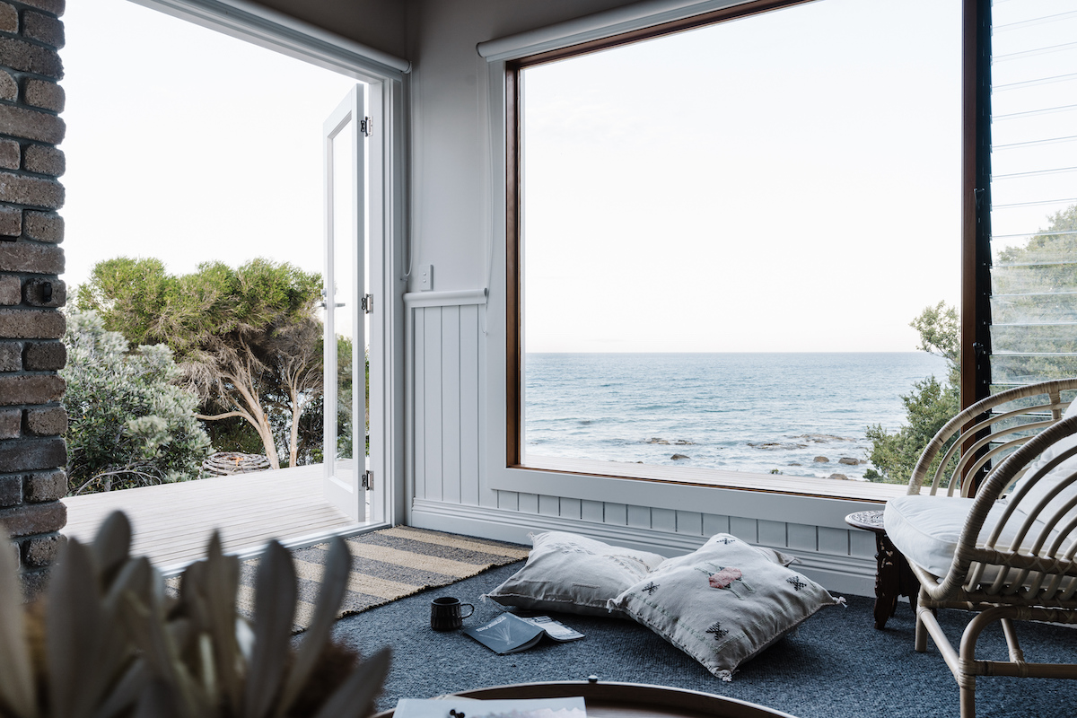 Whale Song shack East Coast Tasmania guide